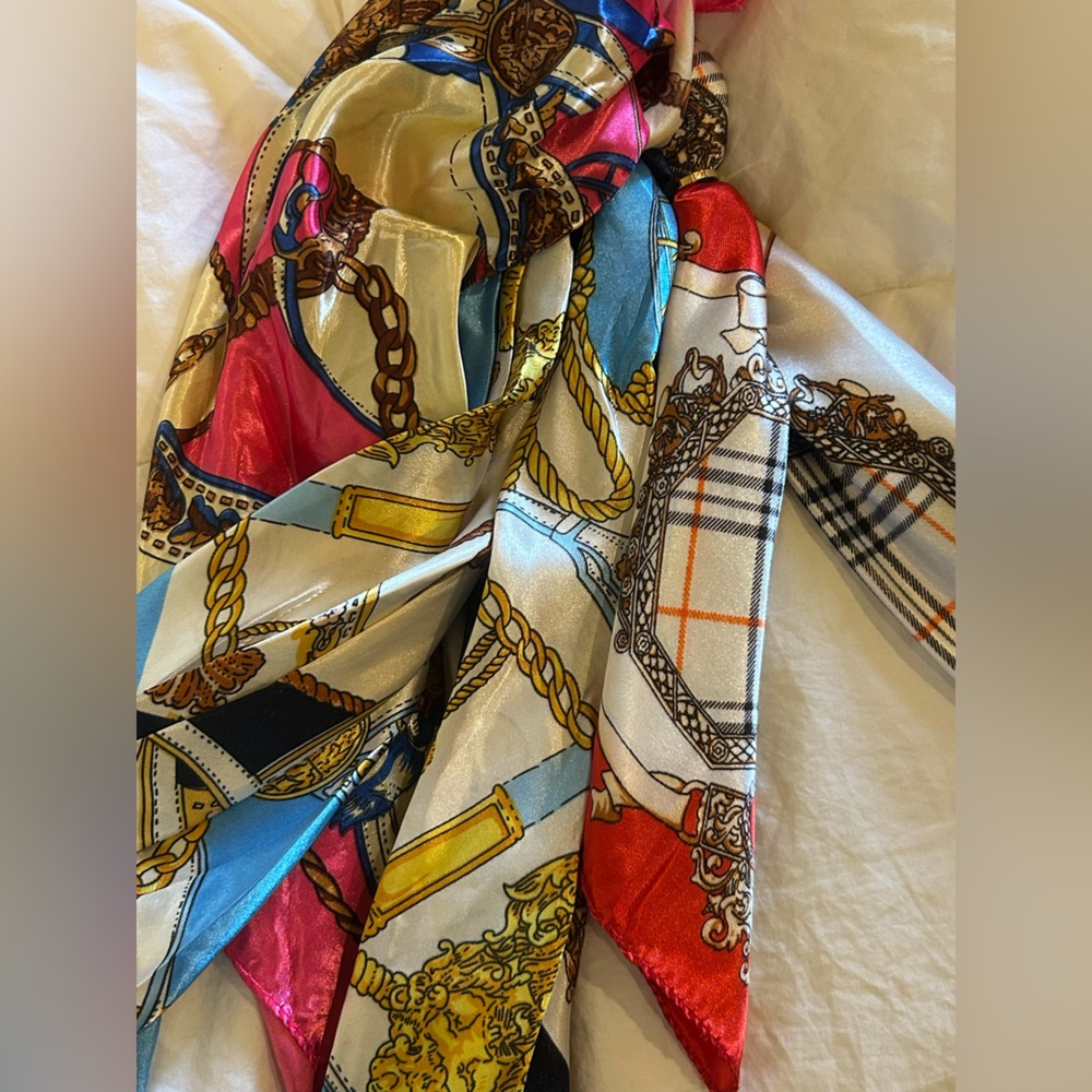 Colorful Patterned 4 scarfs equestrian motif hair, neck, bag handles - Picture 1 of 6